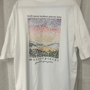 3/$25 White Graphic T-Shirt NWOT